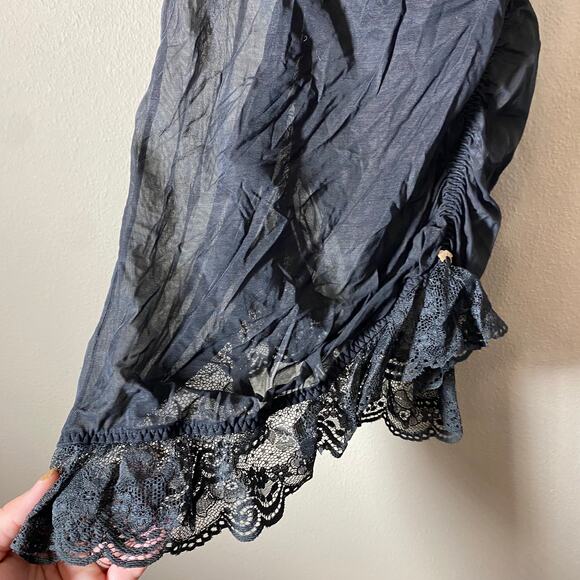 Victoria's Secret Women's Black Lace Sheer Lingerie Slip Chemise Size 34B - Picture 2 of 11